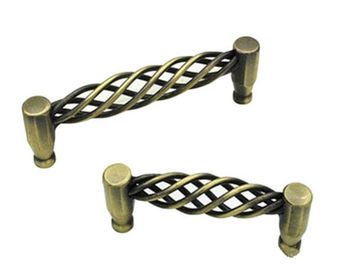Birdcage-schwarze Küchenschrank-Griffe und antike Messingmöbel-Hardware der Griff-96mm